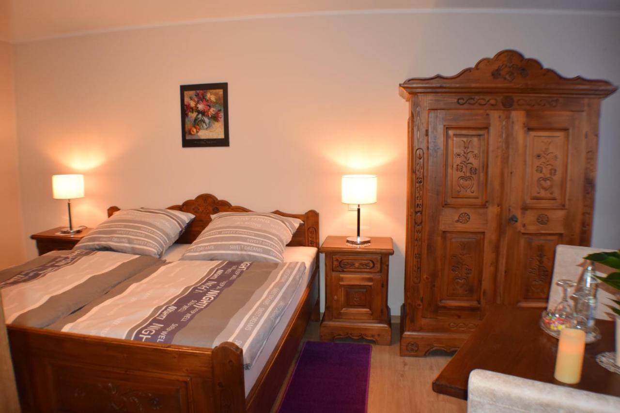 Hotel Buergergesellschaft Betzdorf Exteriör bild