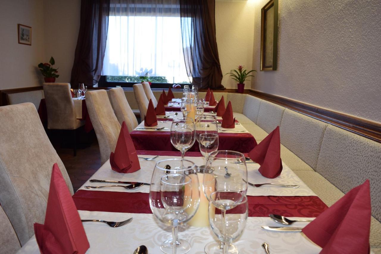 Hotel Buergergesellschaft Betzdorf Exteriör bild